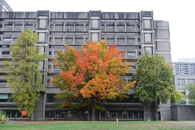 Pavillon McLennan de la Bibliothèque