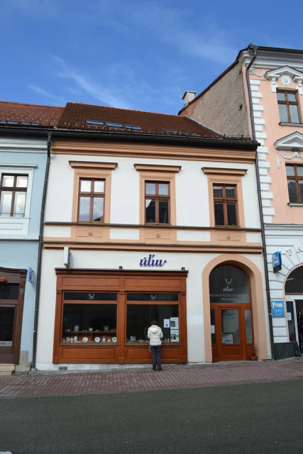Knižnica ÚĽUV pri regionálnom centre remesiel ÚĽUV Banská Bystrica