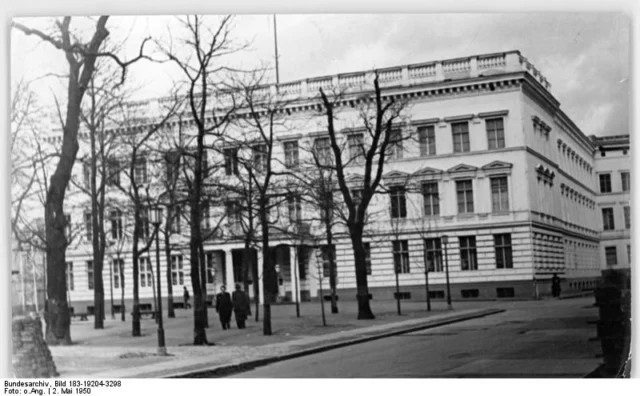 Theater im Palais