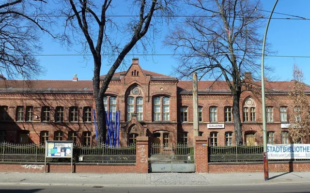 Stadtteilbibliothek Adlershof Stefan Heym