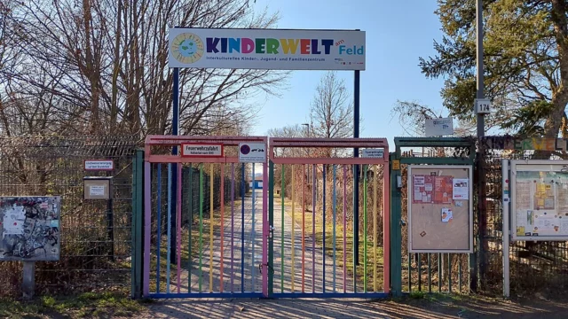 Interkulturelles Kinder-, Jugend- und Familienzentrum "Kinderwelt am Feld"