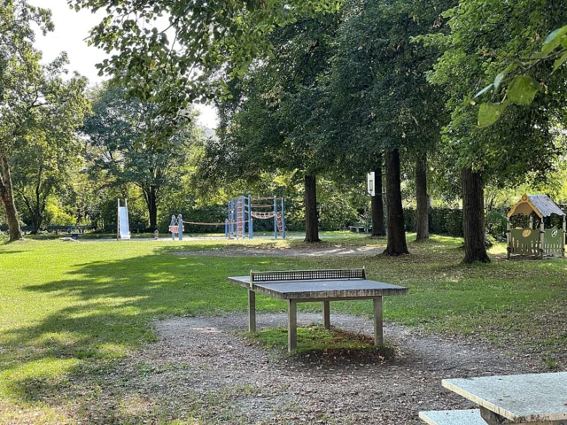 Georg-Deschler-Platz