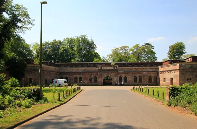 Fort VI