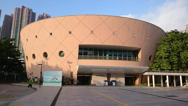 將軍澳公共圖書館 Tseung Kwan O Public Library