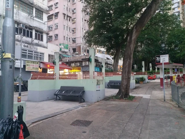 慈雲山巴士總站休憩處